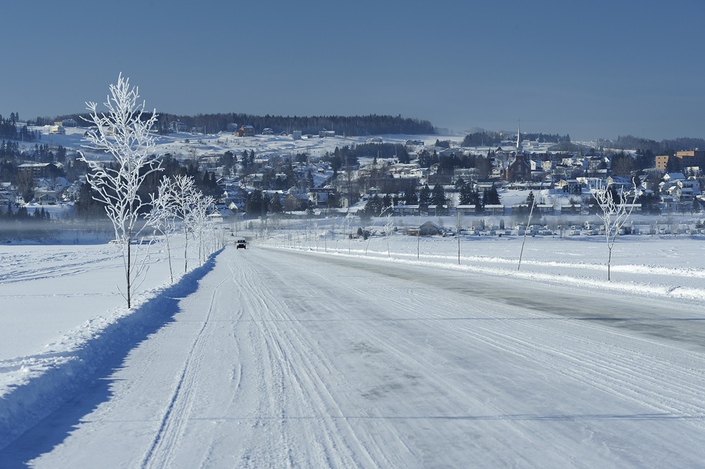 Pont de glace reliant St-Juste-du-Lac et le quartier Notre-Dame-du-Lac