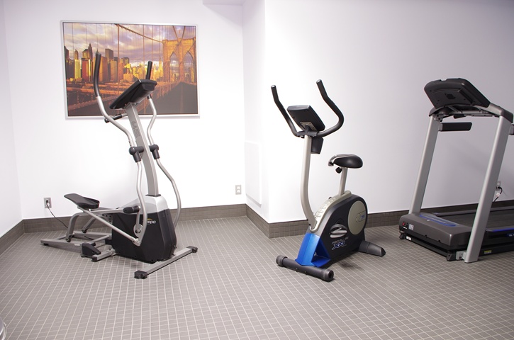 1212 Hotel : gym