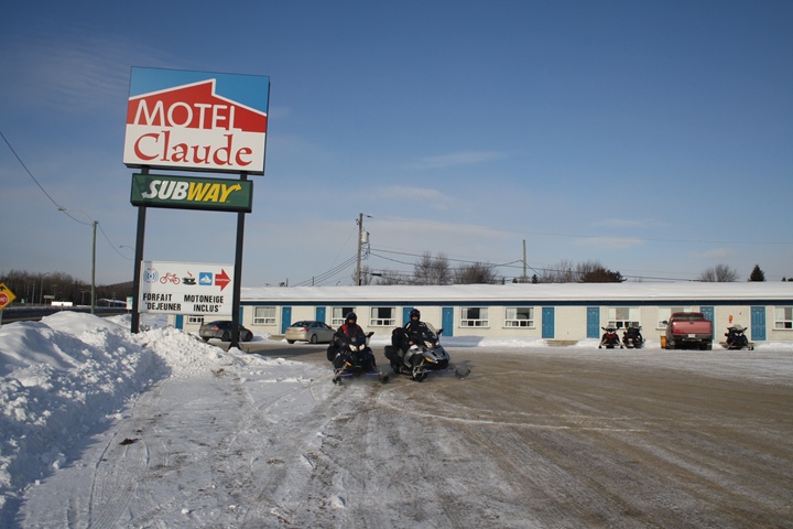 Motel Claude : motoneigistes